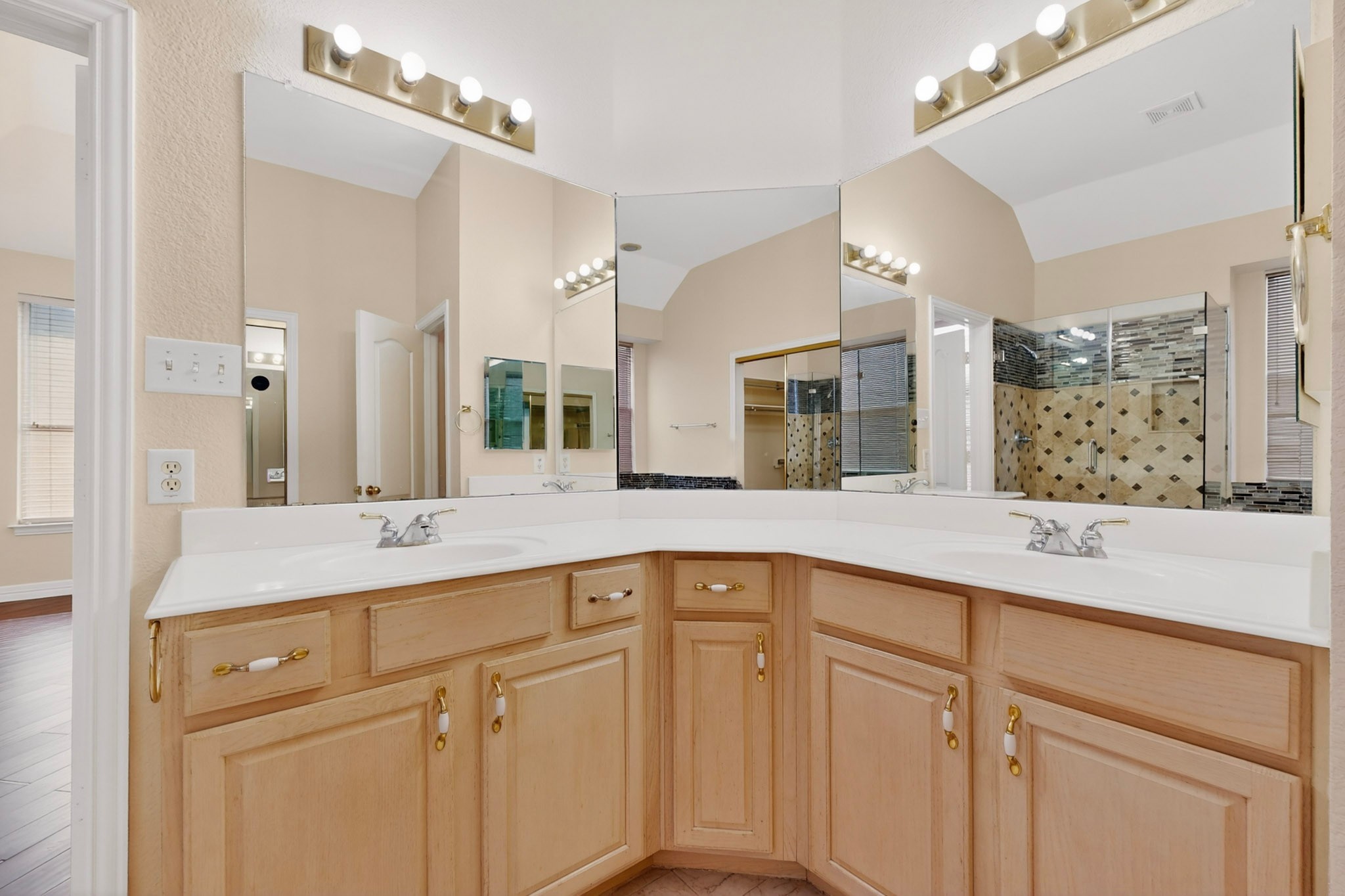 4420 Rockcliff Drive Mesquite TX 75150