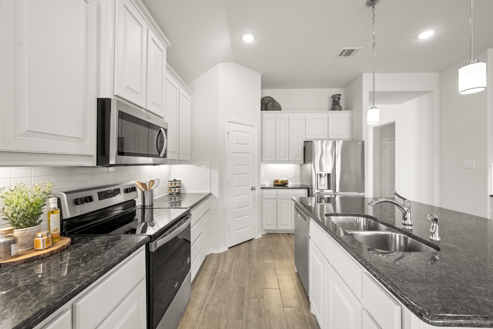 10620 Moss Cove Fort Worth TX 76036