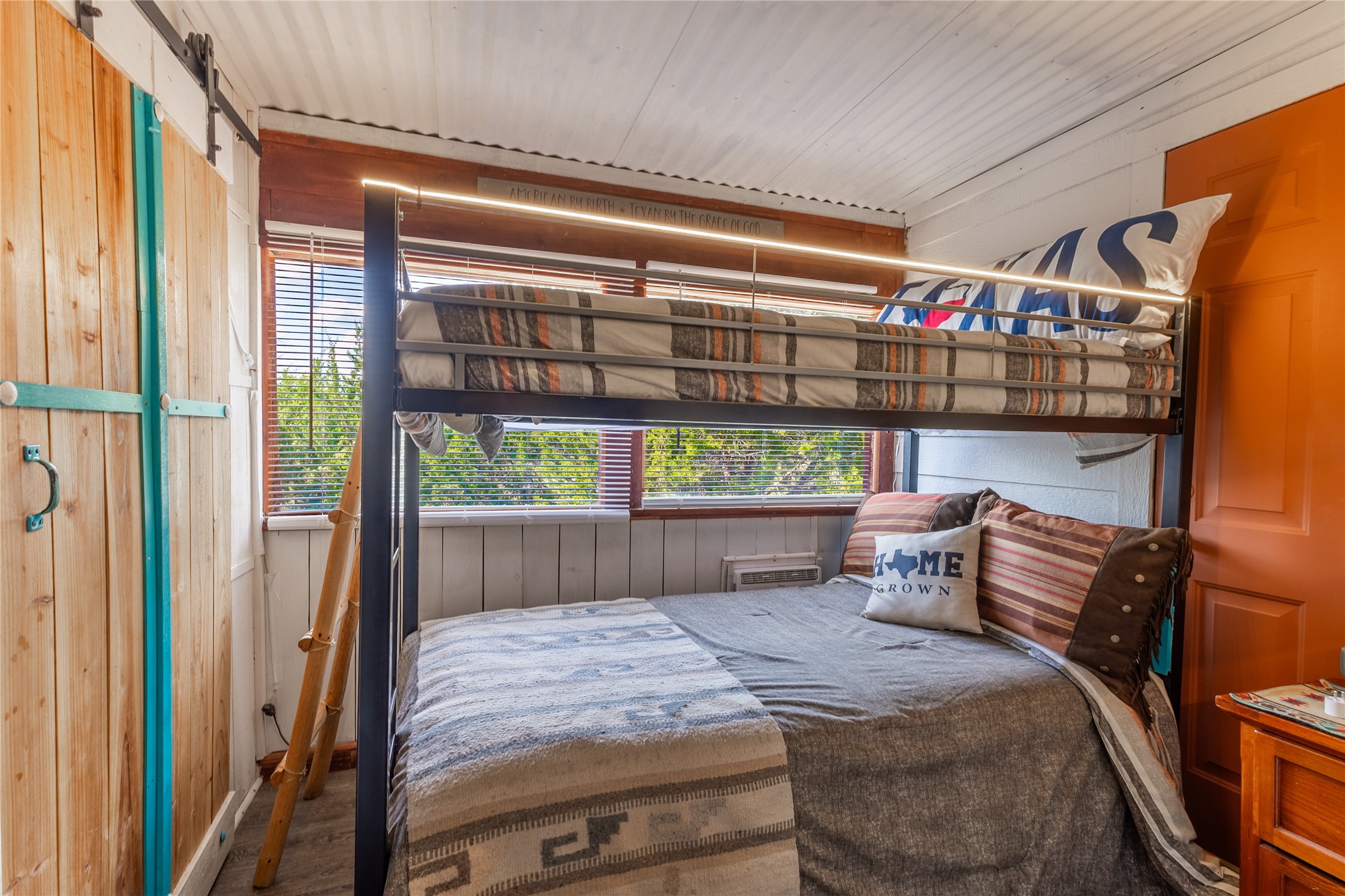 200 Retreat Drive Possum Kingdom Lake TX 76450