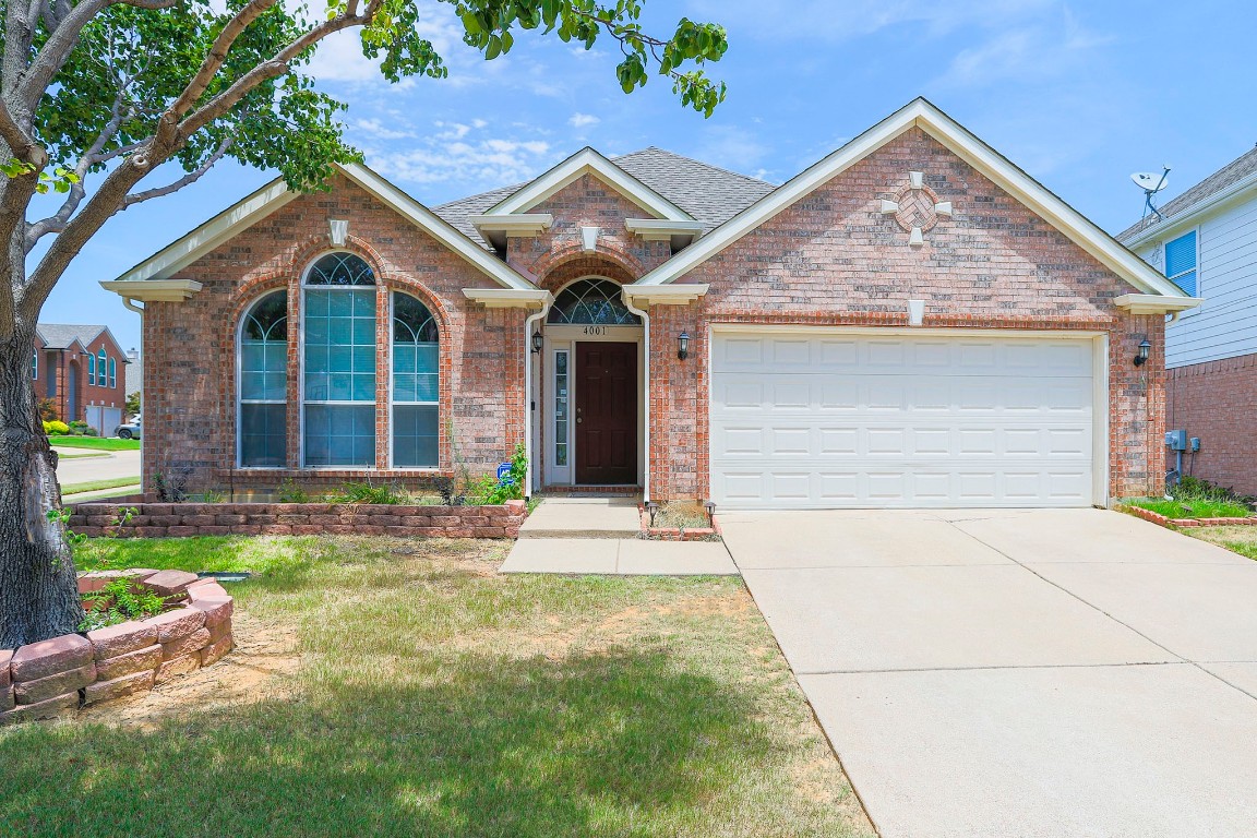 4001 Oak Leaf Lane Bedford TX 76021