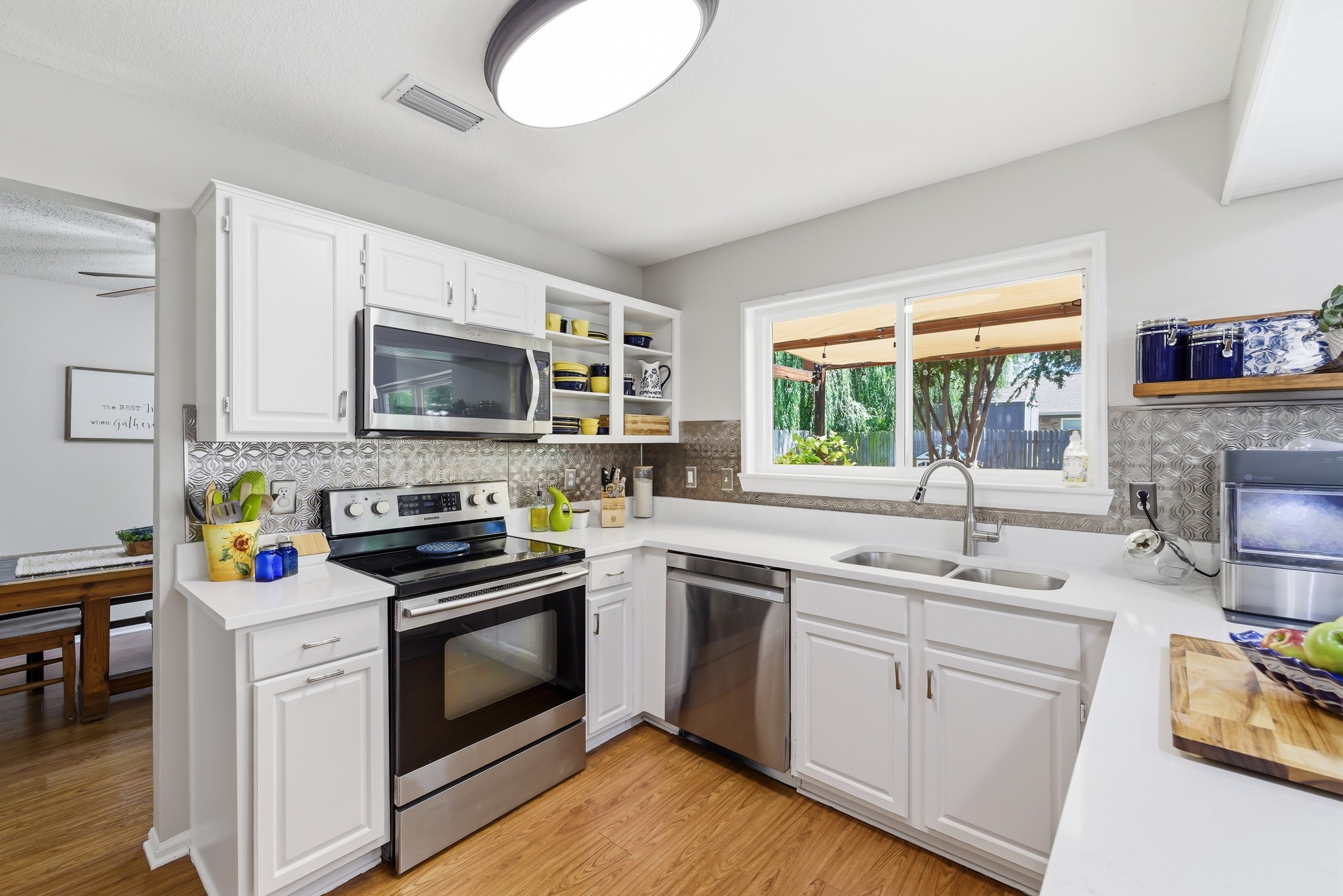 1229 Oxford Lane Grapevine TX 76051