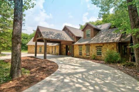 320 N Lincoln Park Road Van Alstyne TX 75495