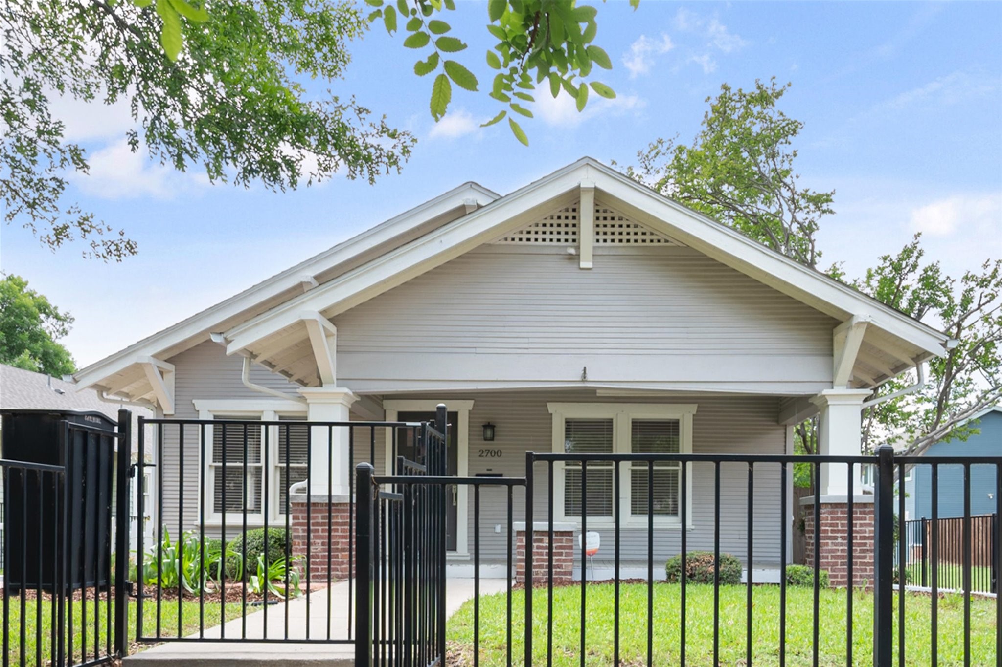 2700 College Avenue Fort Worth TX 76110