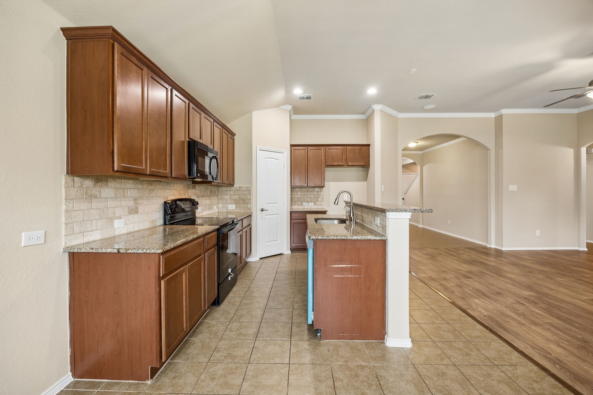 709 Cheyenne Drive Aubrey TX 76227