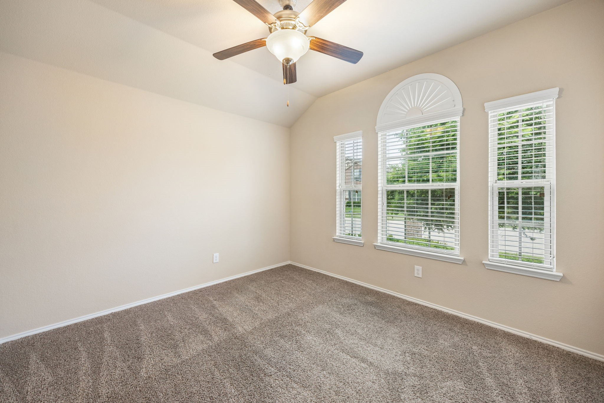 709 Cheyenne Drive Aubrey TX 76227