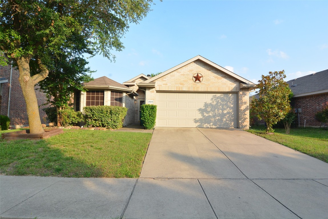 2024 Club Oak Drive Heartland TX 75126