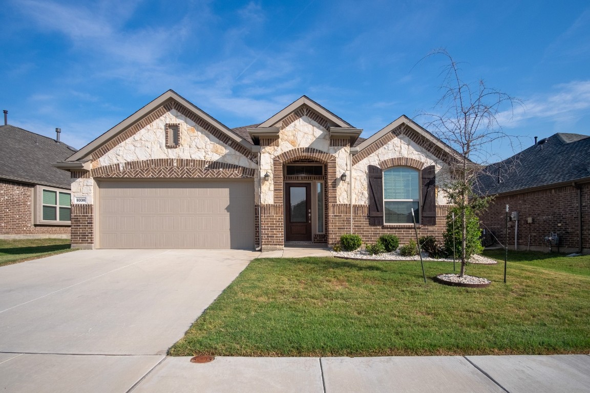9336 Flying Eagle Lane Fort Worth TX 76131