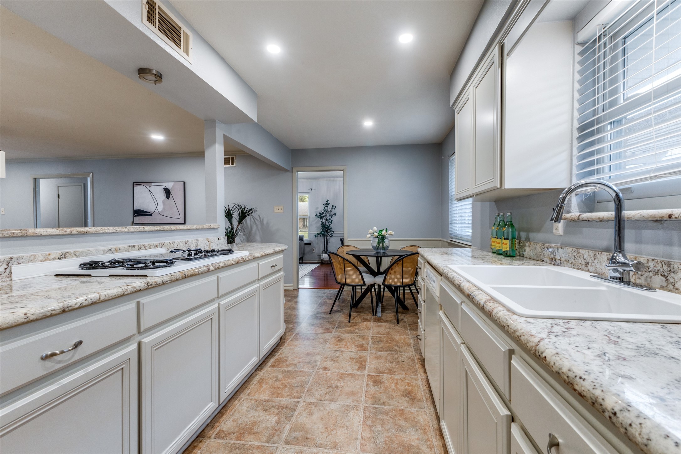 2223 Babalos Lane Dallas TX 75228