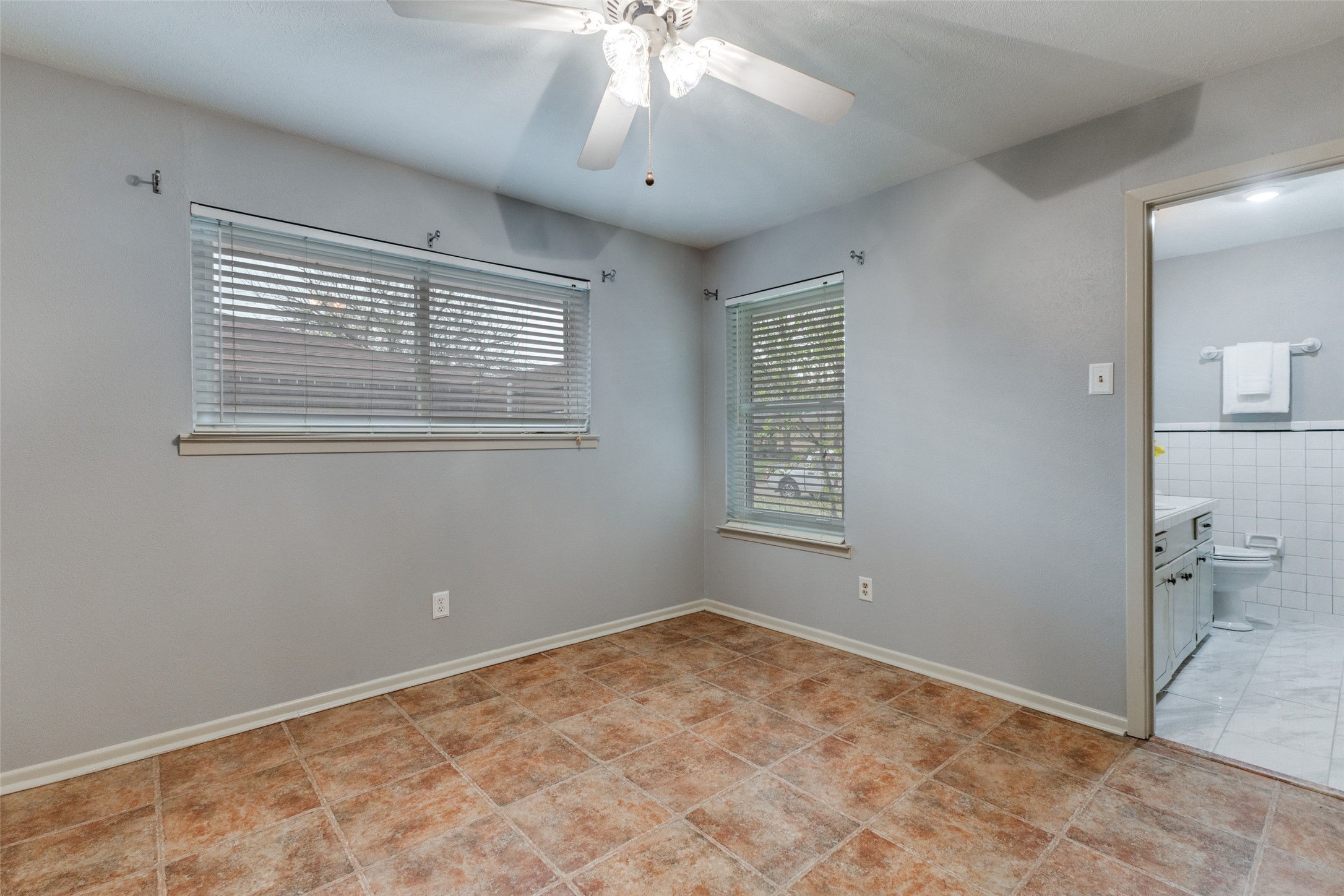 2223 Babalos Lane Dallas TX 75228