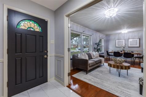 2223 Babalos Lane Dallas TX 75228