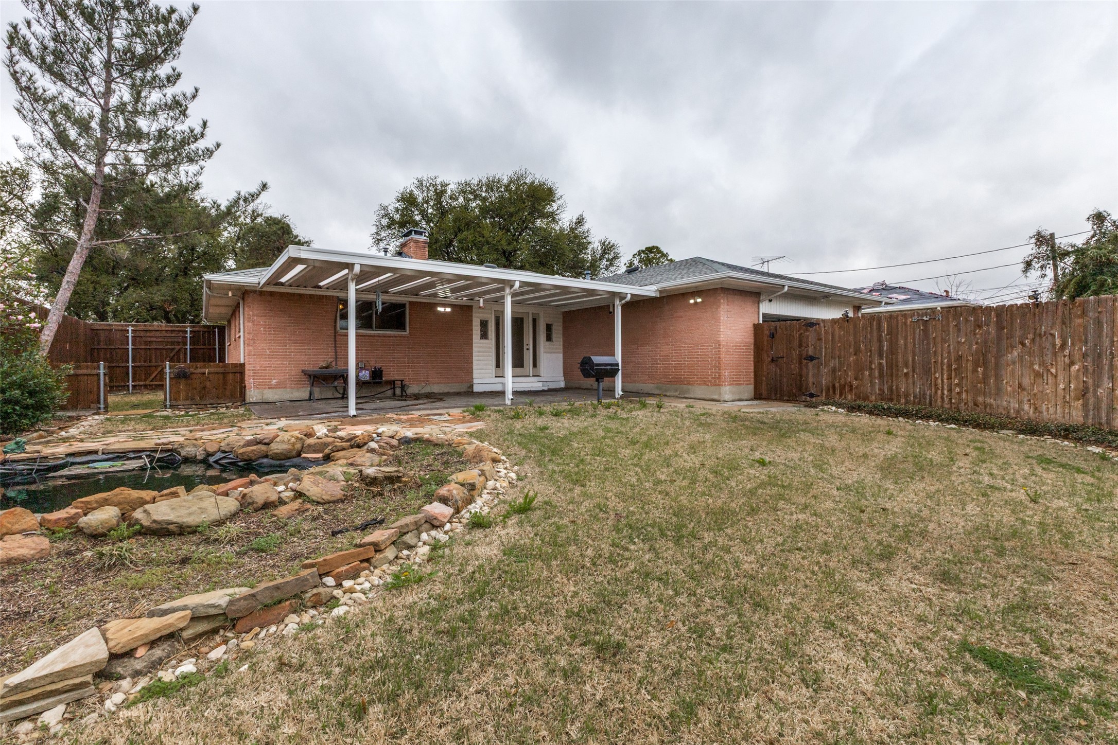2223 Babalos Lane Dallas TX 75228