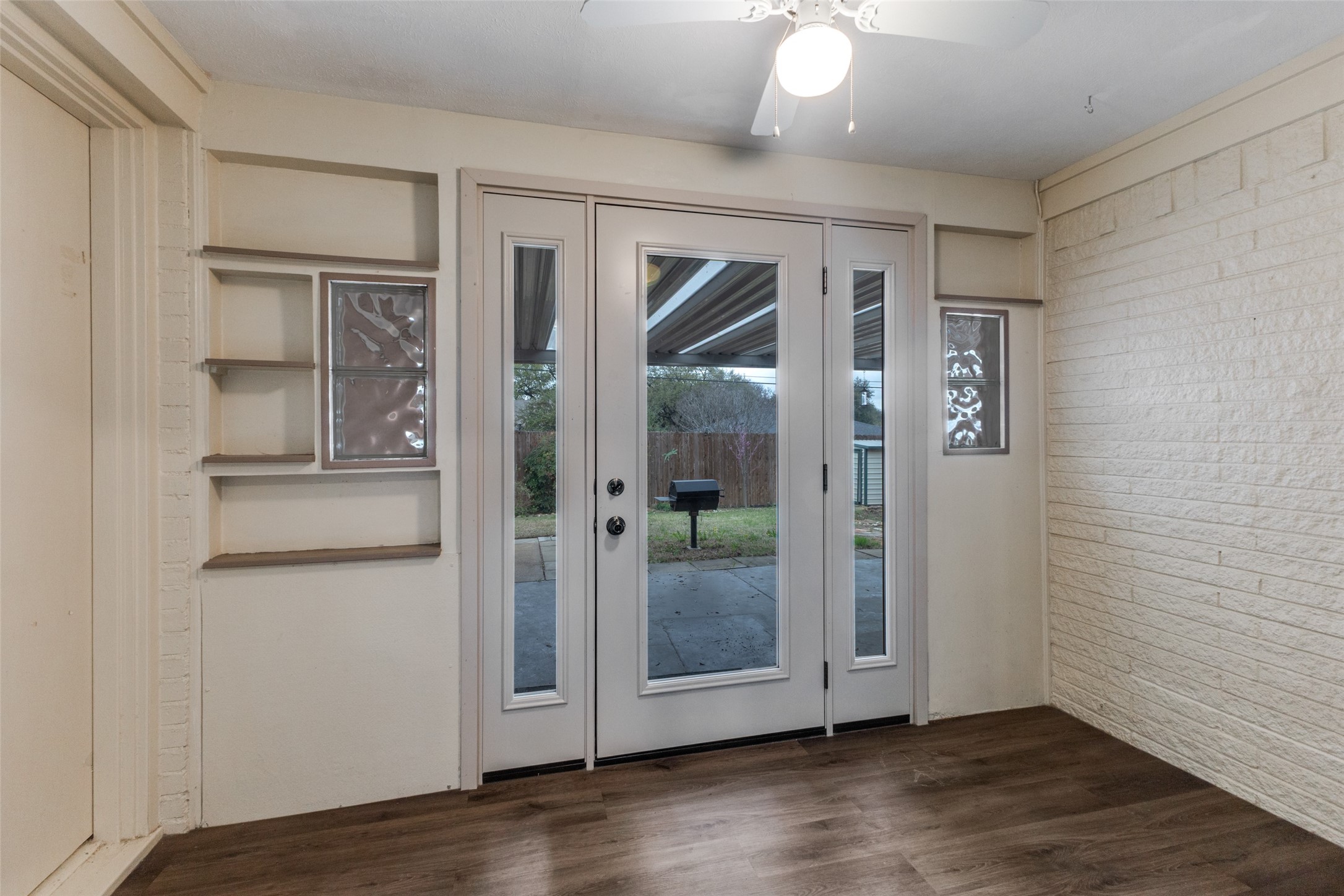 2223 Babalos Lane Dallas TX 75228