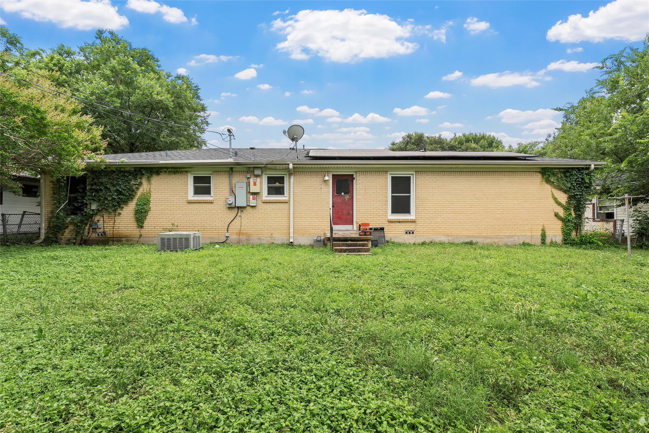 2225 N 50th Street Waco TX 76710