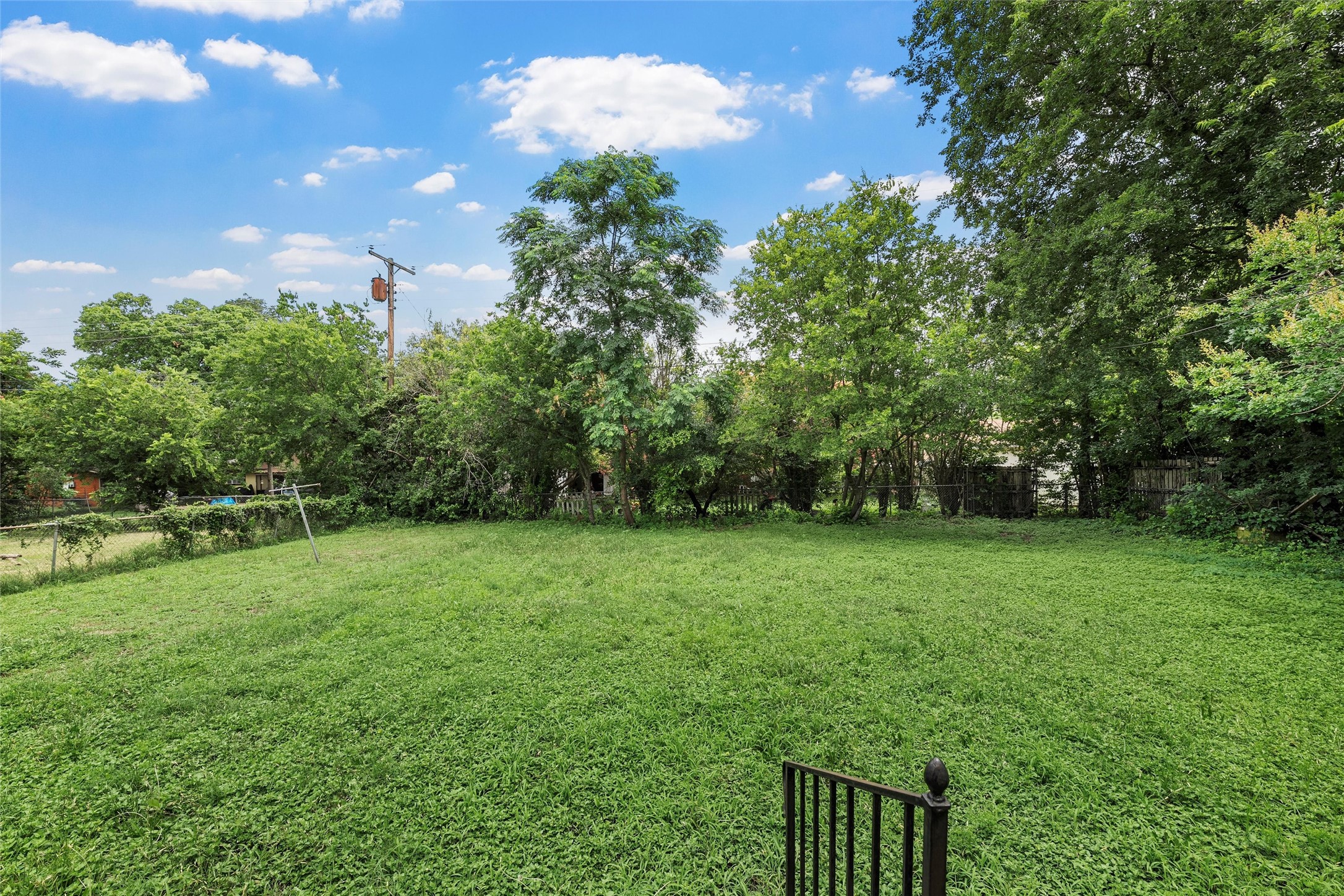 2225 N 50th Street Waco TX 76710