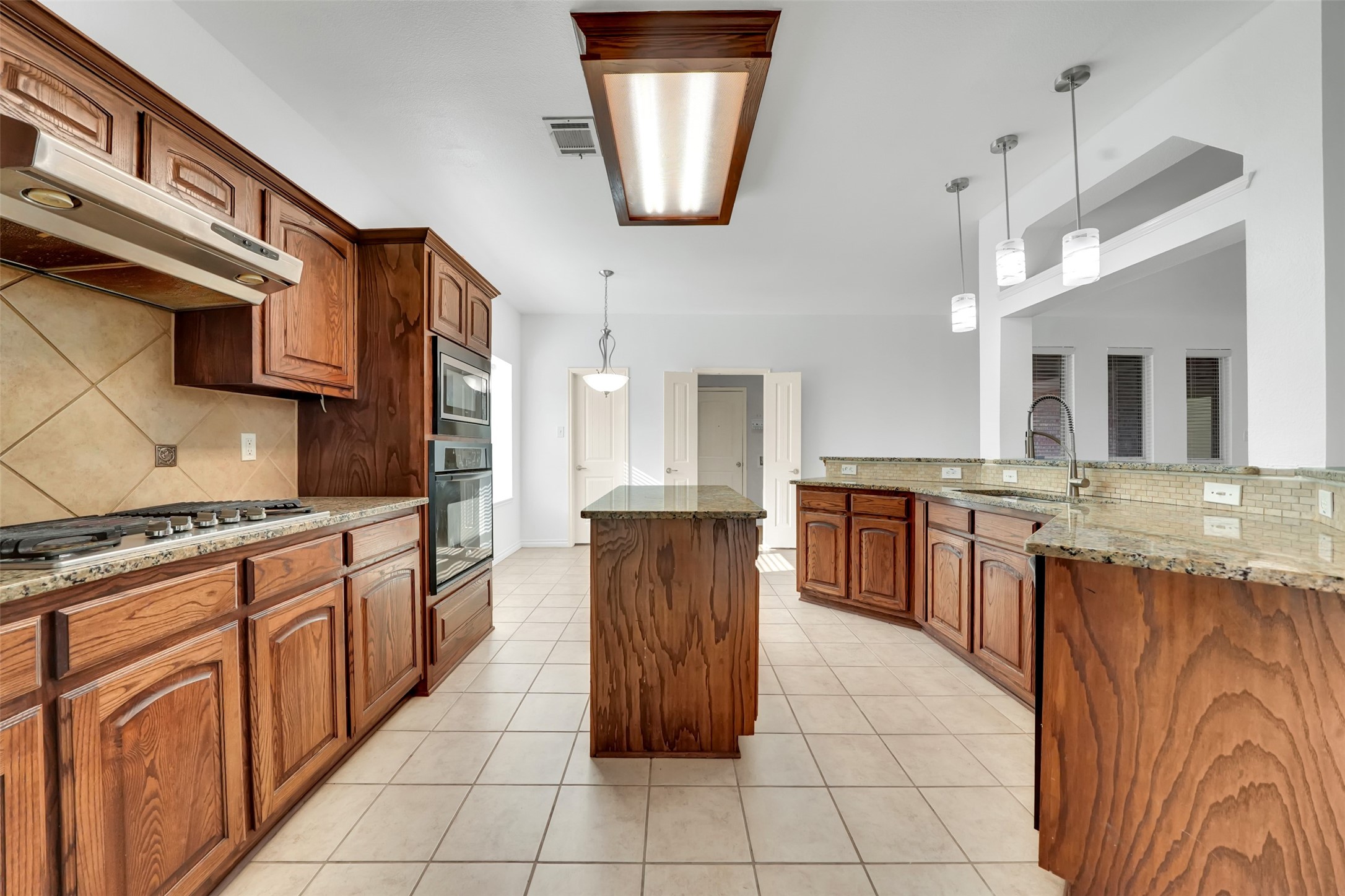 3305 Silver Springs Way Rowlett TX 75089