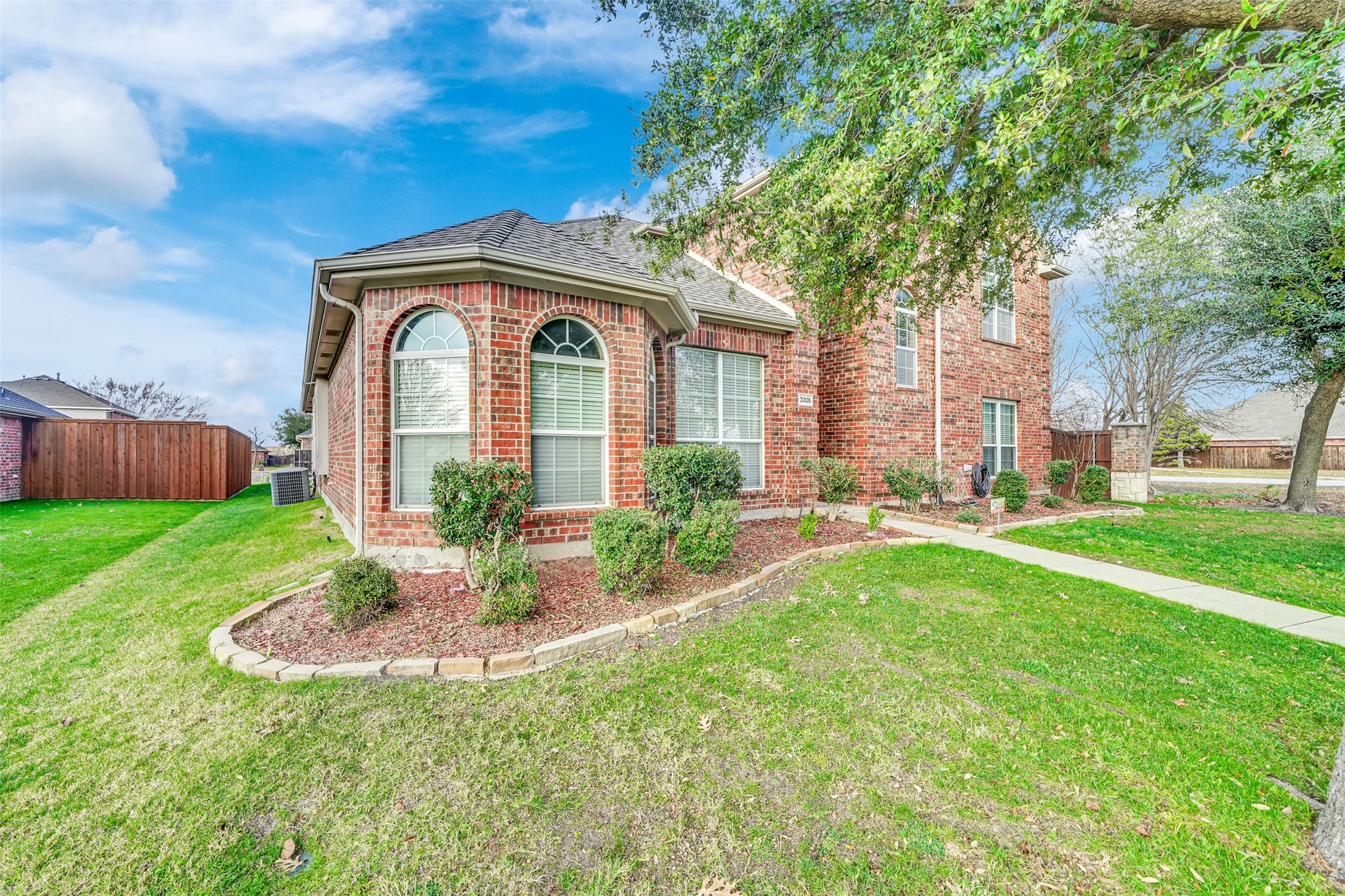 3305 Silver Springs Way Rowlett TX 75089