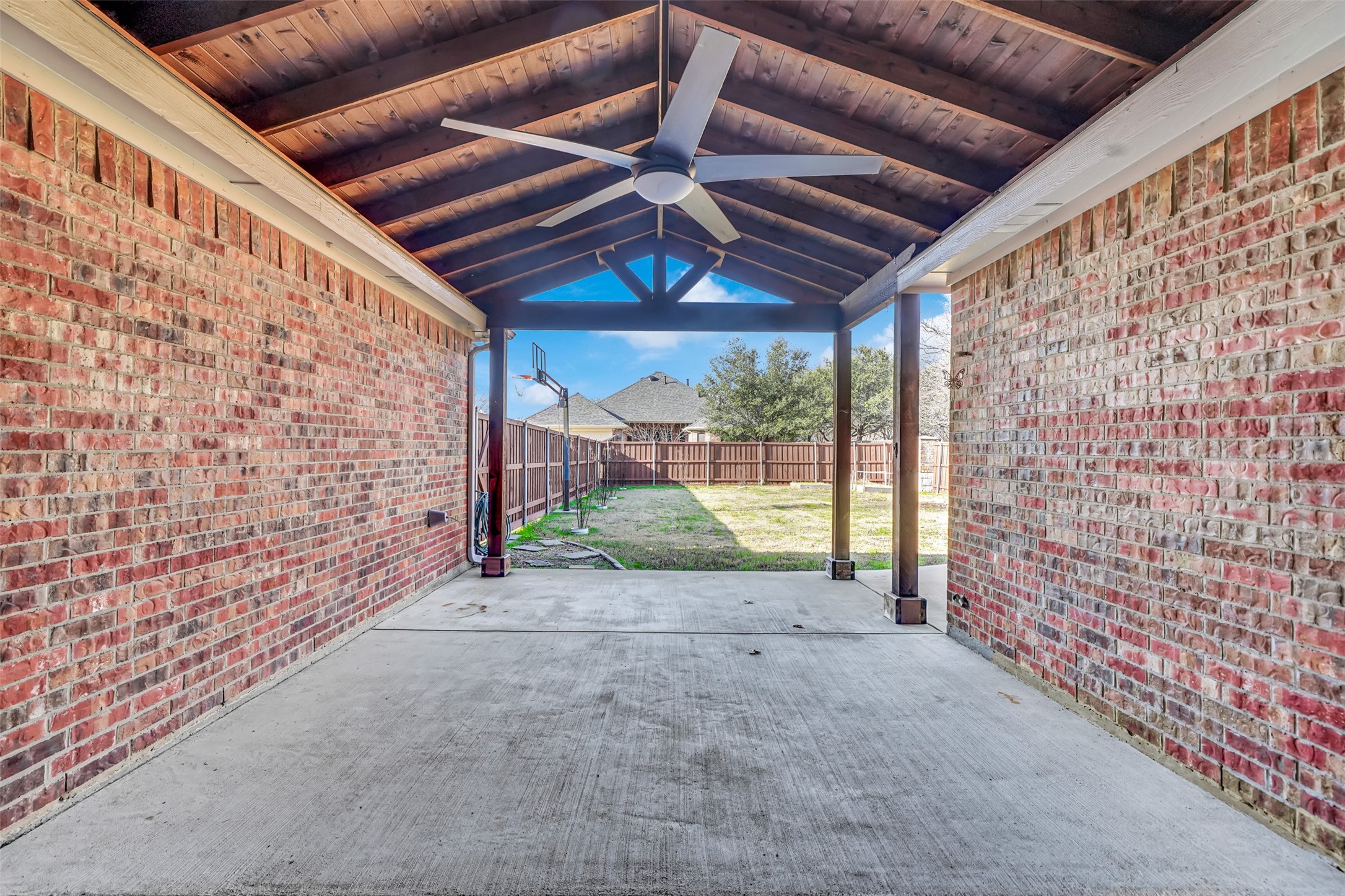 3305 Silver Springs Way Rowlett TX 75089