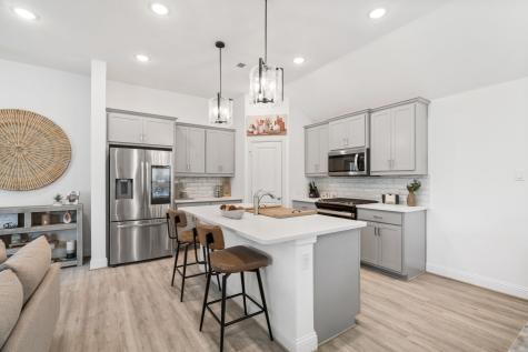 2804 Claude White Creek Mckinney TX 75071