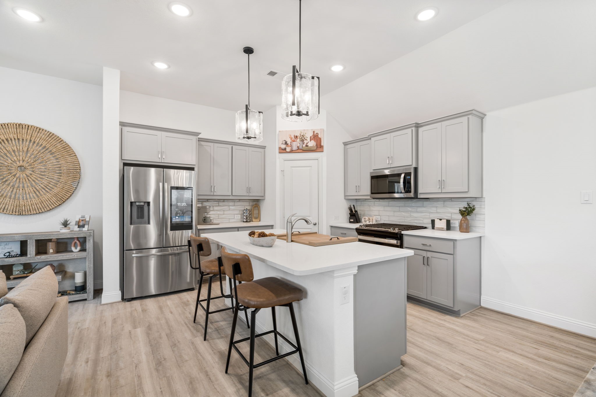 2804 Claude White Creek Mckinney TX 75071