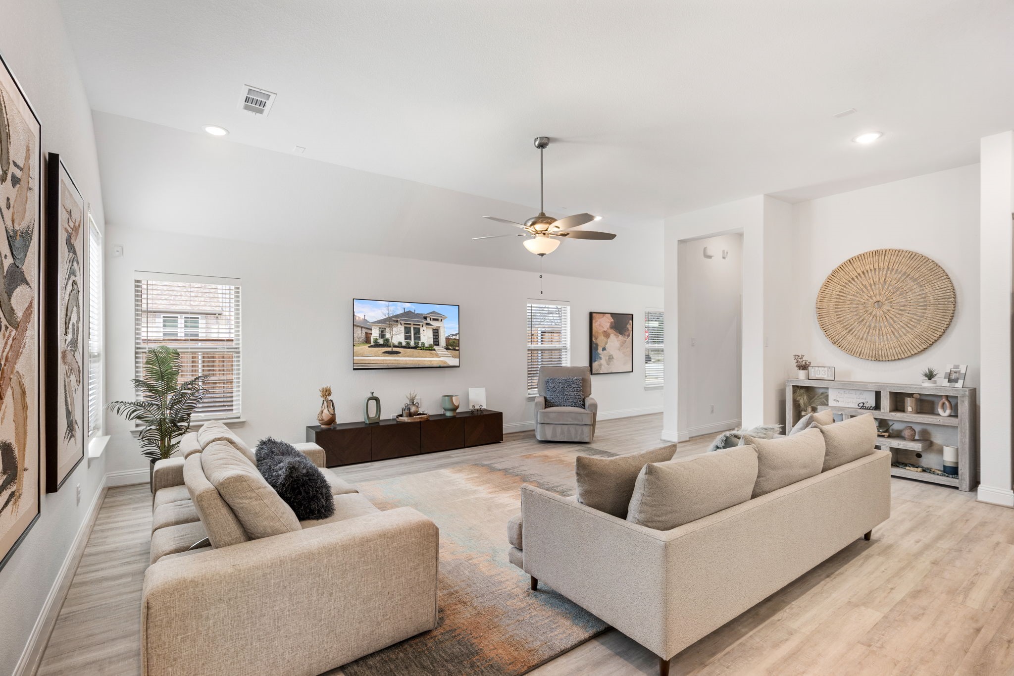 2804 Claude White Creek Mckinney TX 75071