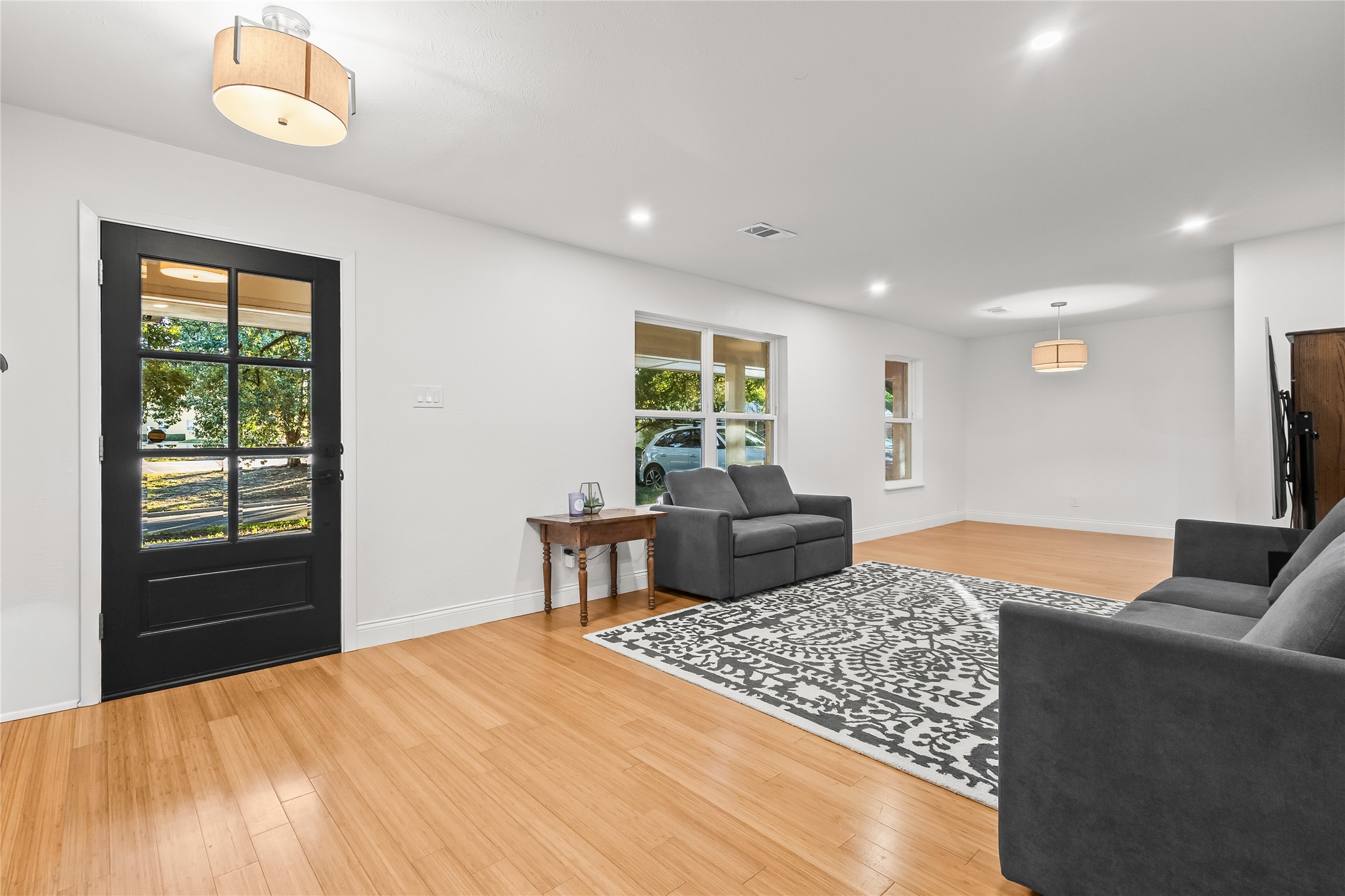 4112 Selkirk Drive W Fort Worth TX 76109