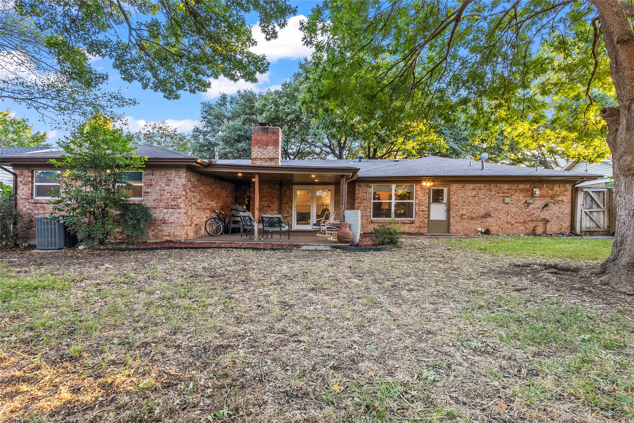 4112 Selkirk Drive W Fort Worth TX 76109