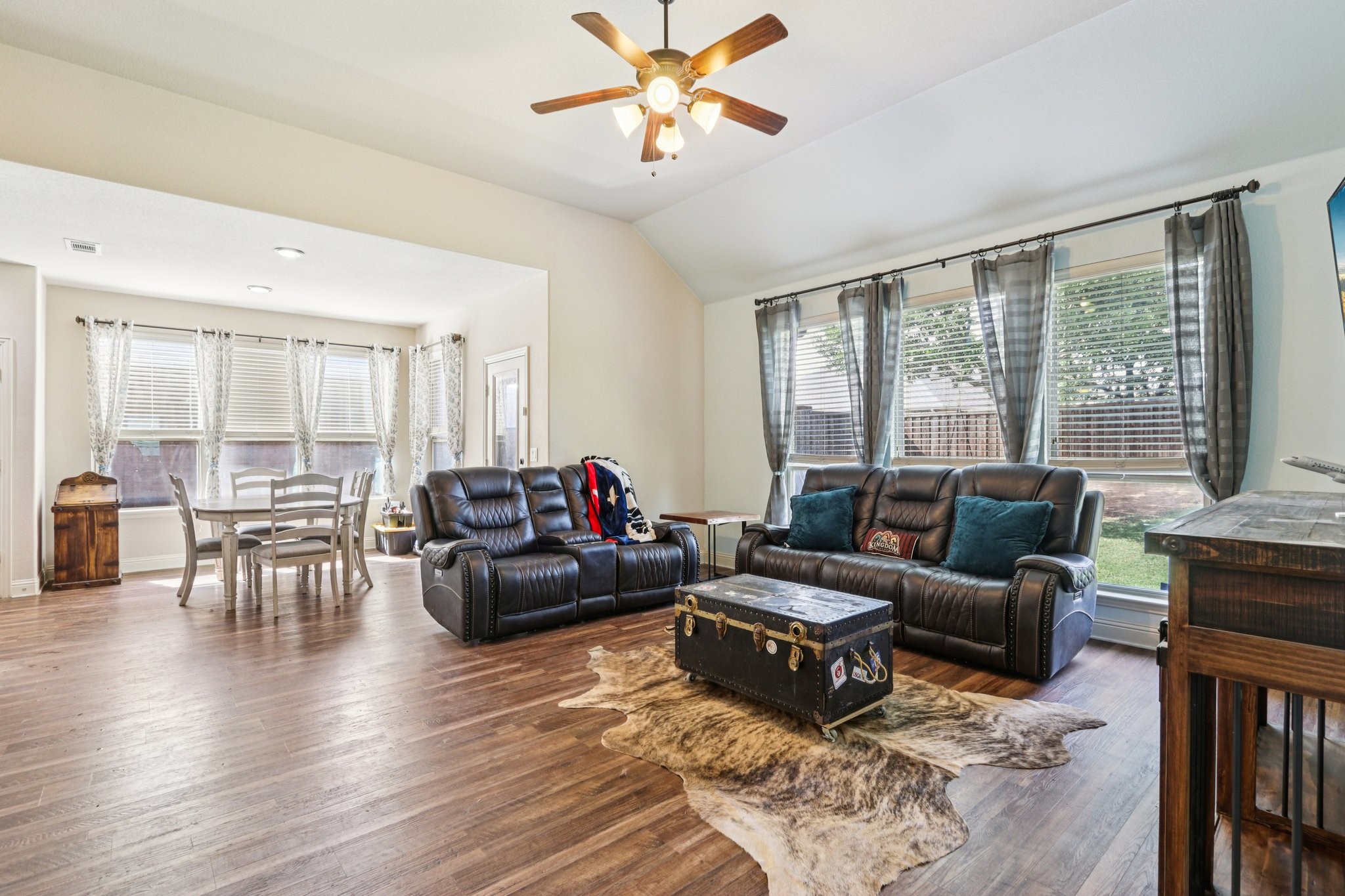 8308 Spitfire Trail Aubrey TX 76227