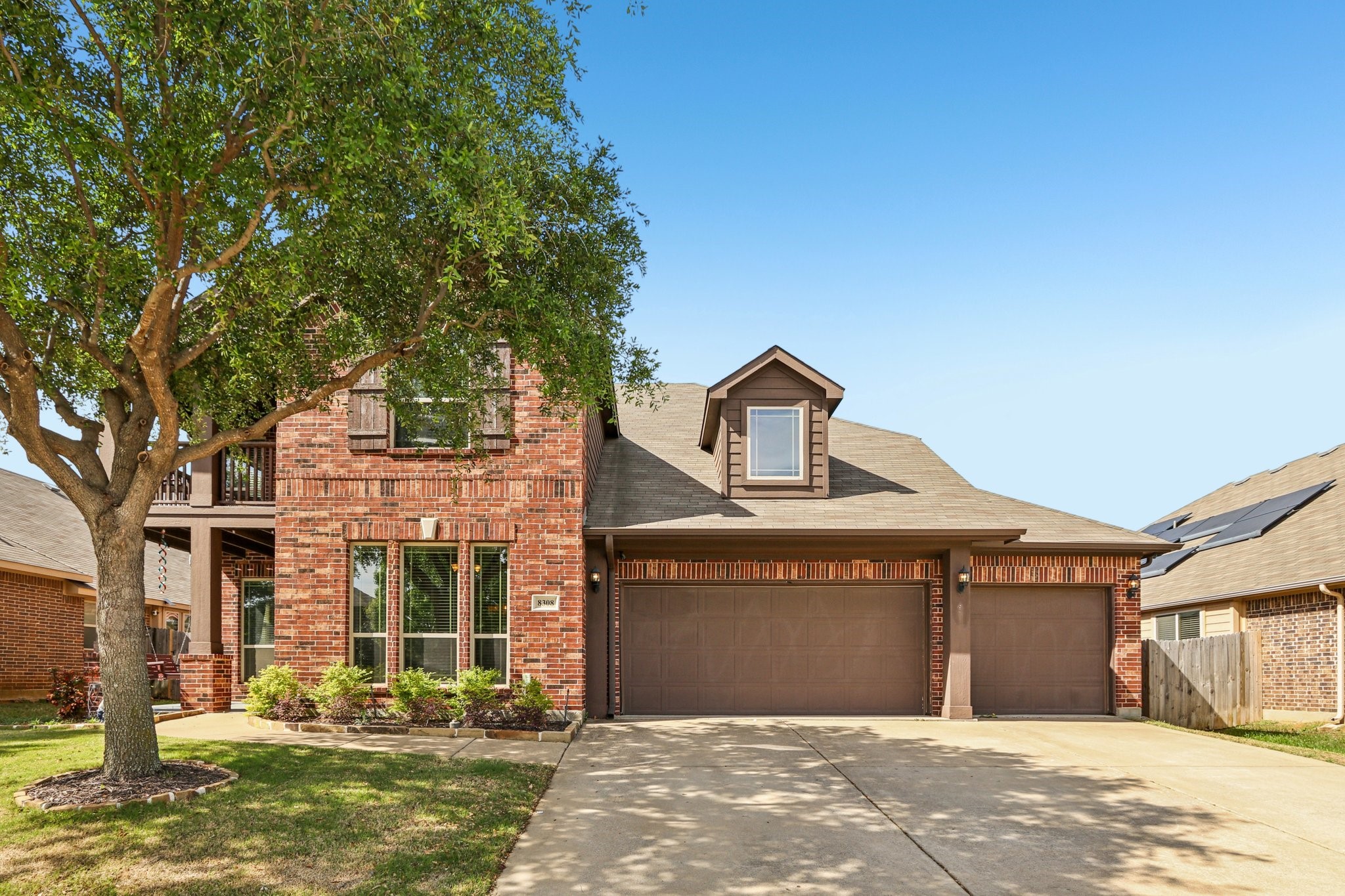 8308 Spitfire Trail Aubrey TX 76227