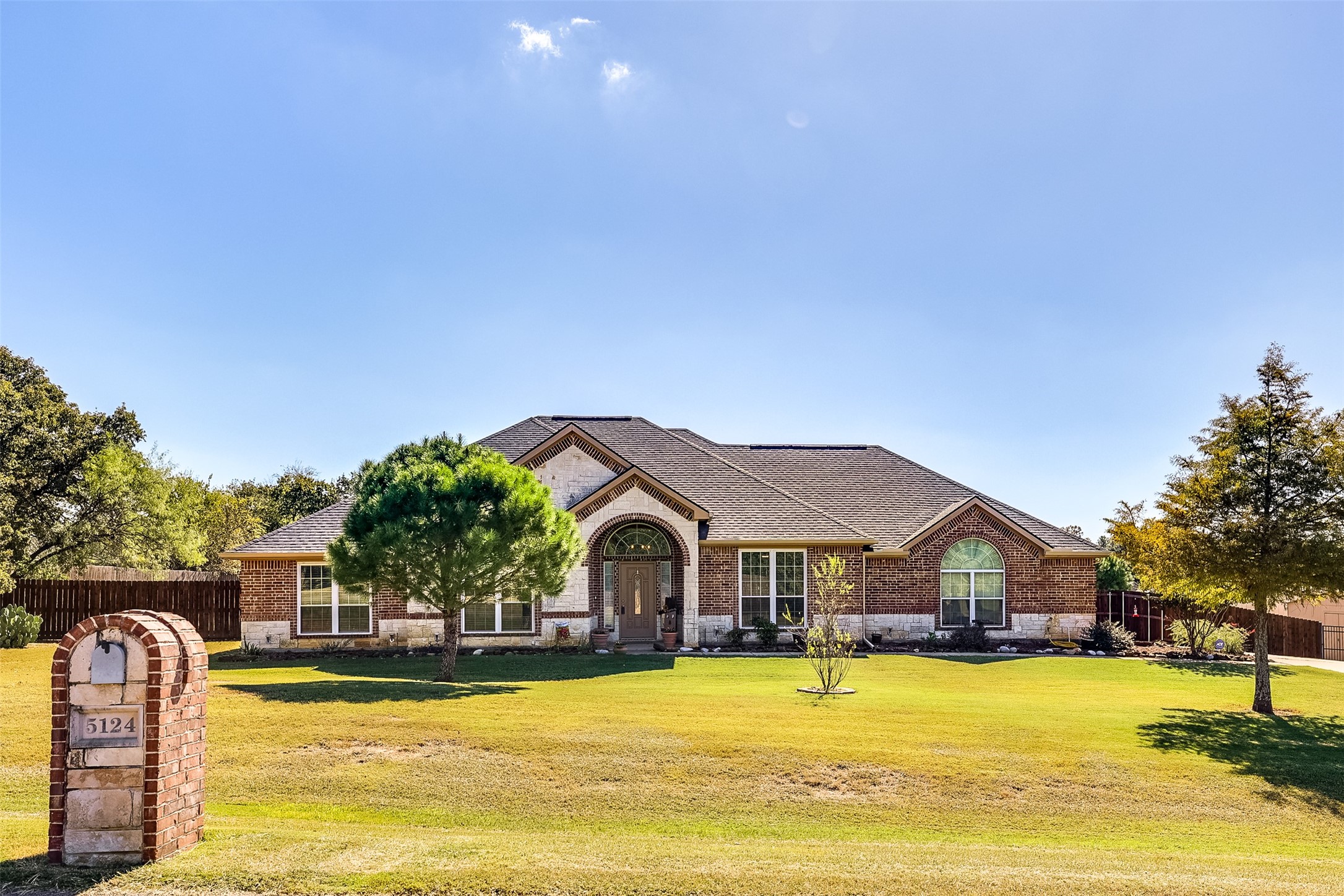 5124 Chase Landing Drive Burleson TX 76028