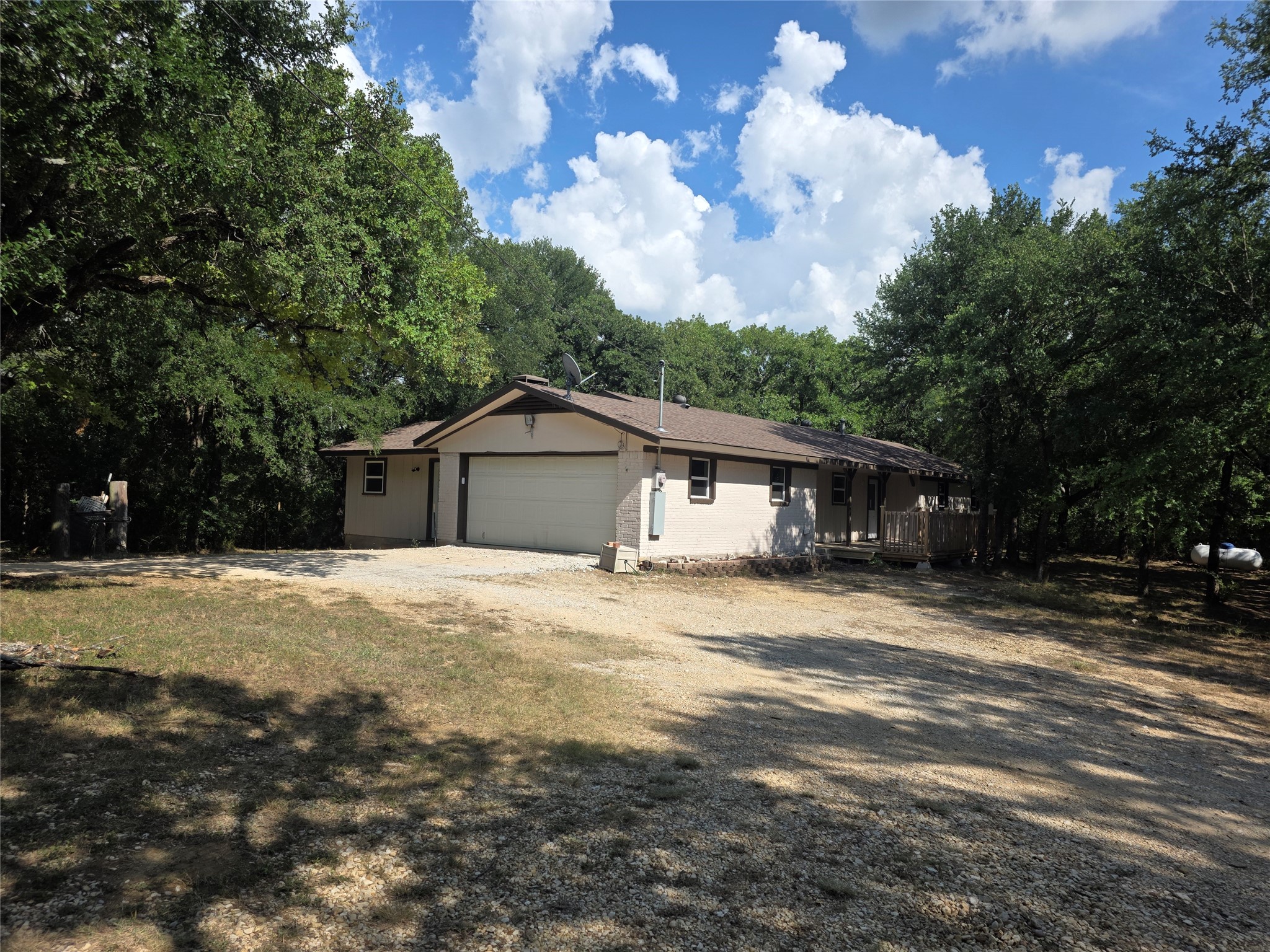 228 Hcr 2415 N Hillsboro TX 76645