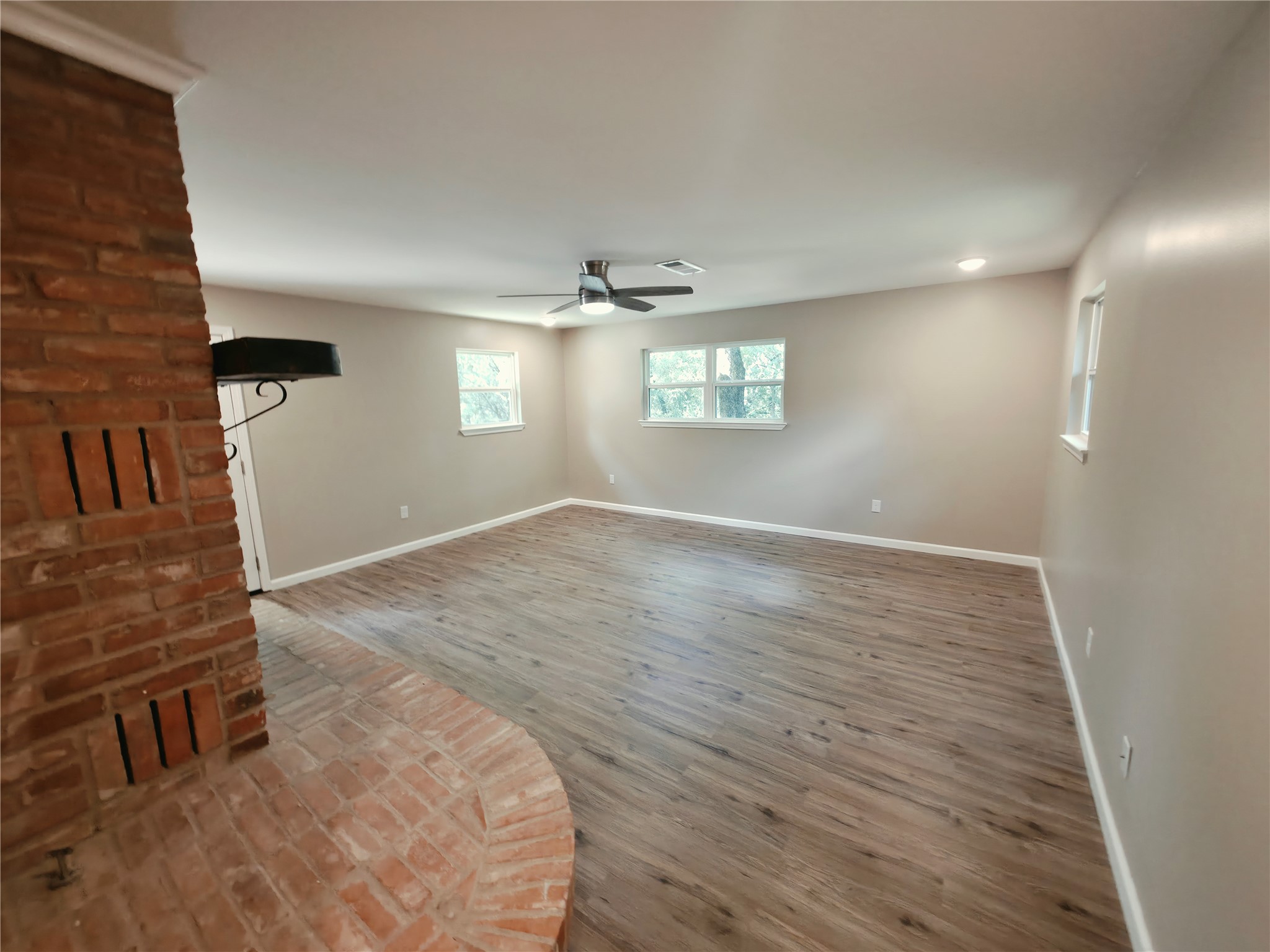 228 Hcr 2415 N Hillsboro TX 76645