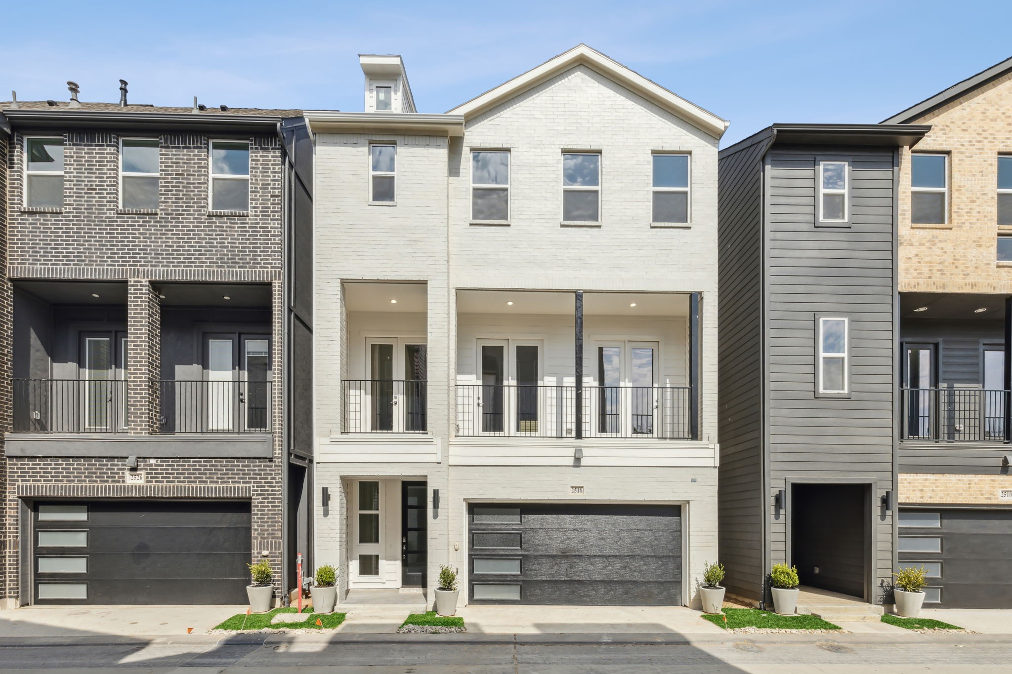 2644 Carmelita Street Dallas TX 75212