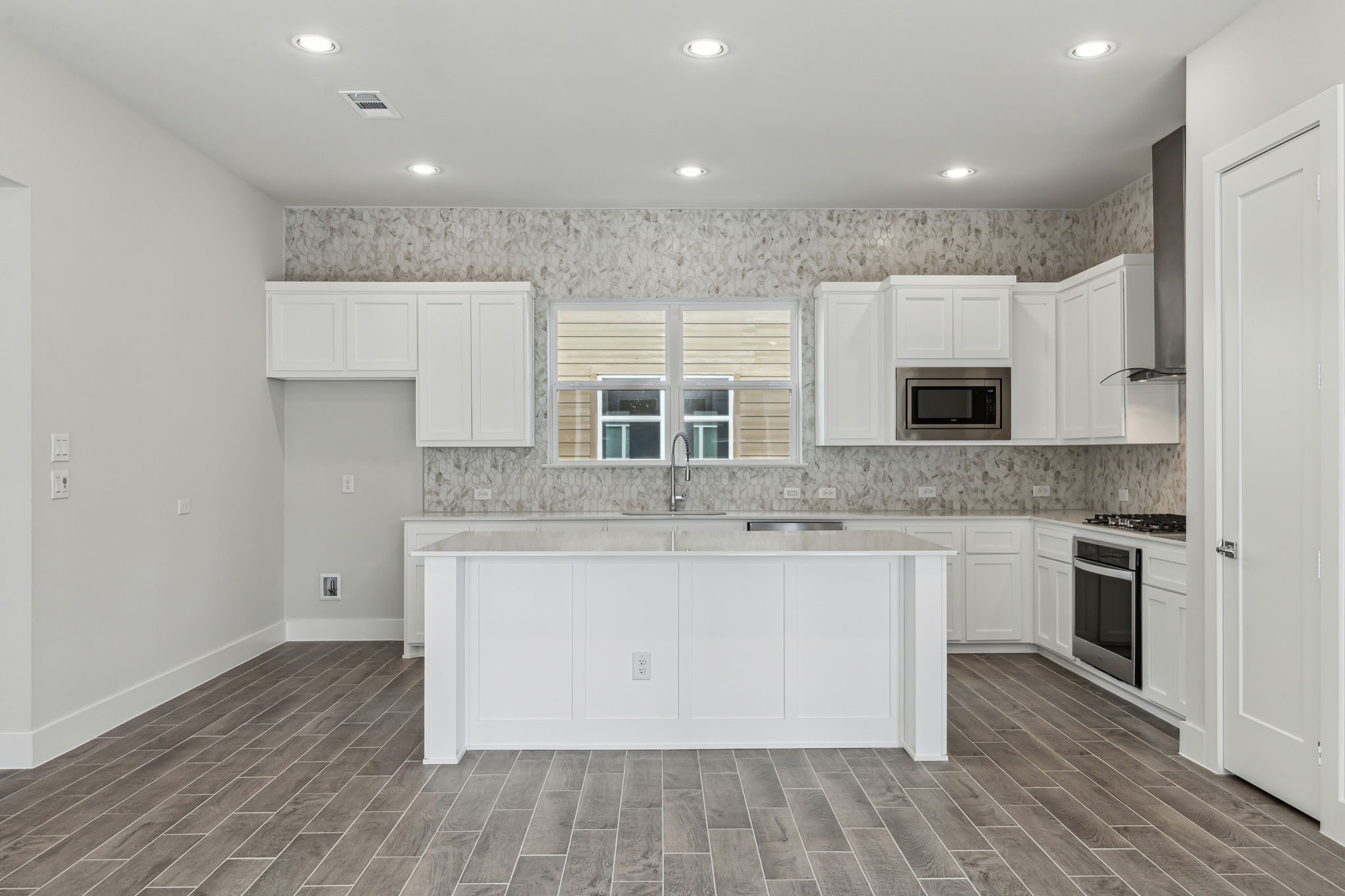 2644 Carmelita Street Dallas TX 75212