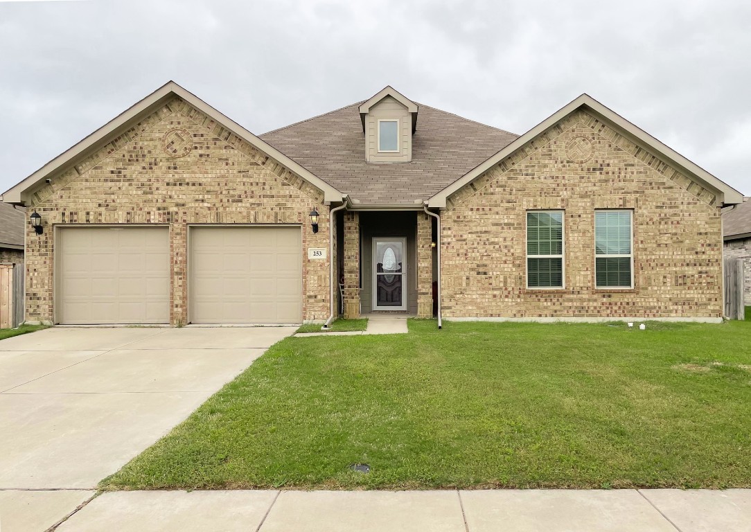 253 Calvert Street Waxahachie TX 75165