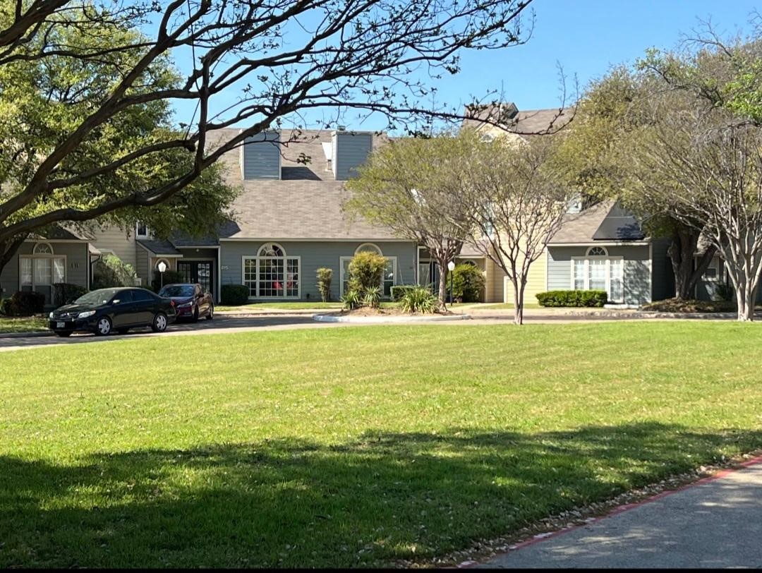 815 Ventura Park Irving TX 75061
