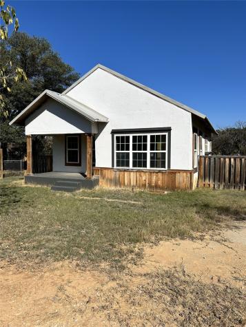 3514 2nd Street Brownwood TX 76801