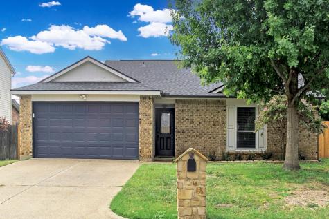 1904 Lost Creek Drive Arlington TX 76006