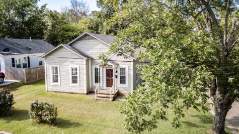 215 W Blair Street Mineola TX 75773