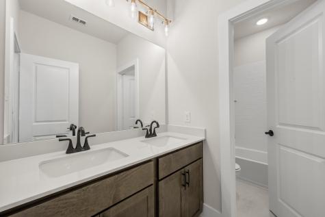 2441 Hitchford Street Midlothian TX 76065