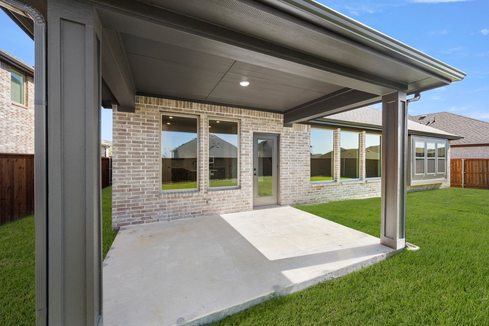 2441 Hitchford Street Midlothian TX 76065
