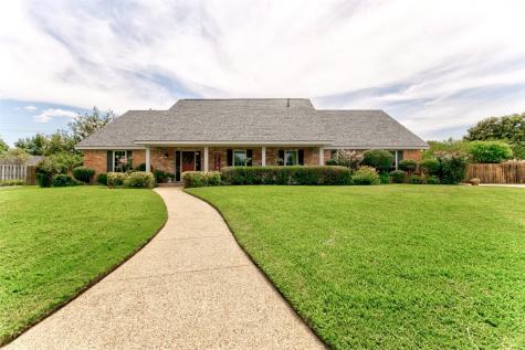 904 Jennifer Court Cleburne TX 76033