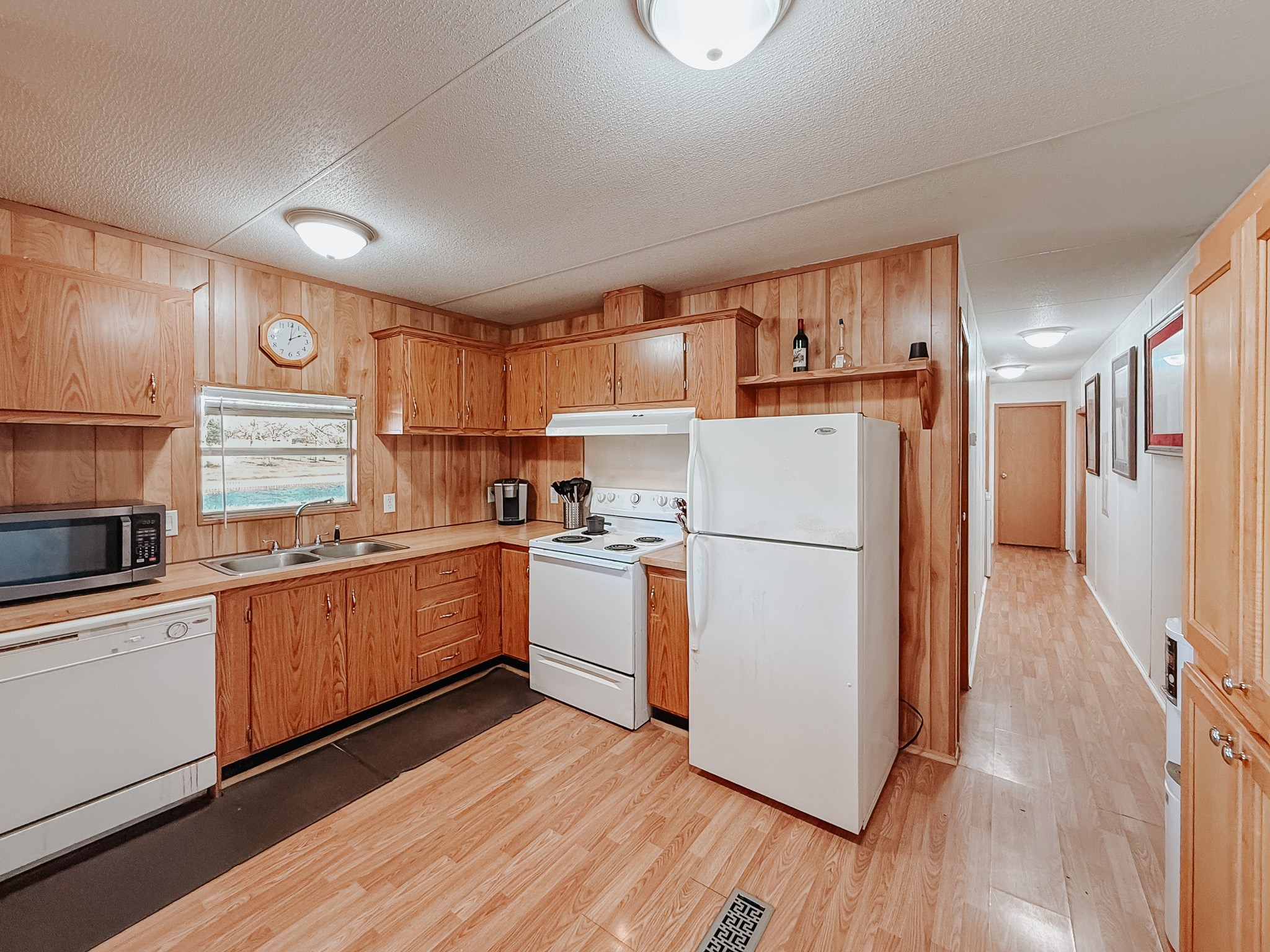 128 Meandering Way Mabank TX 75156