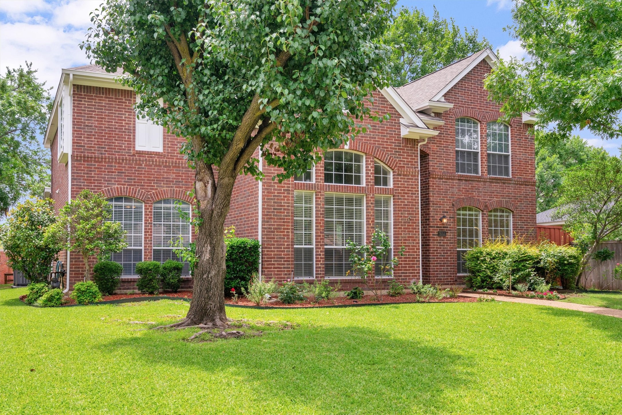 921 Brown Trail Coppell TX 75019