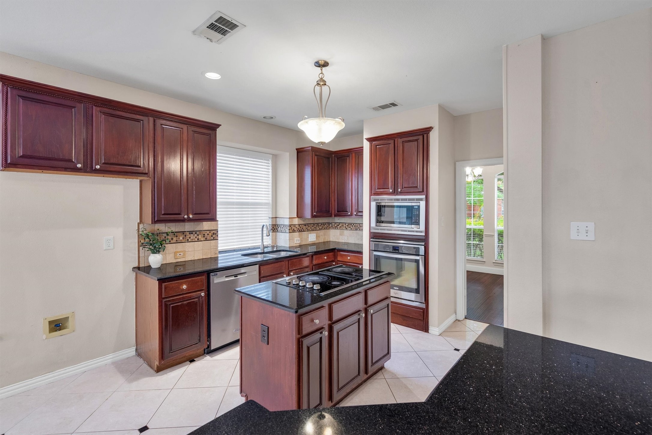 921 Brown Trail Coppell TX 75019