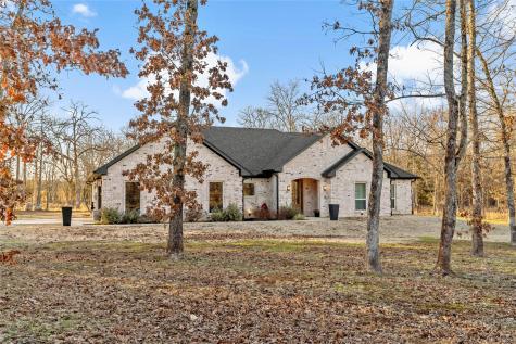 444 Private Road 44001 Blossom TX 75416
