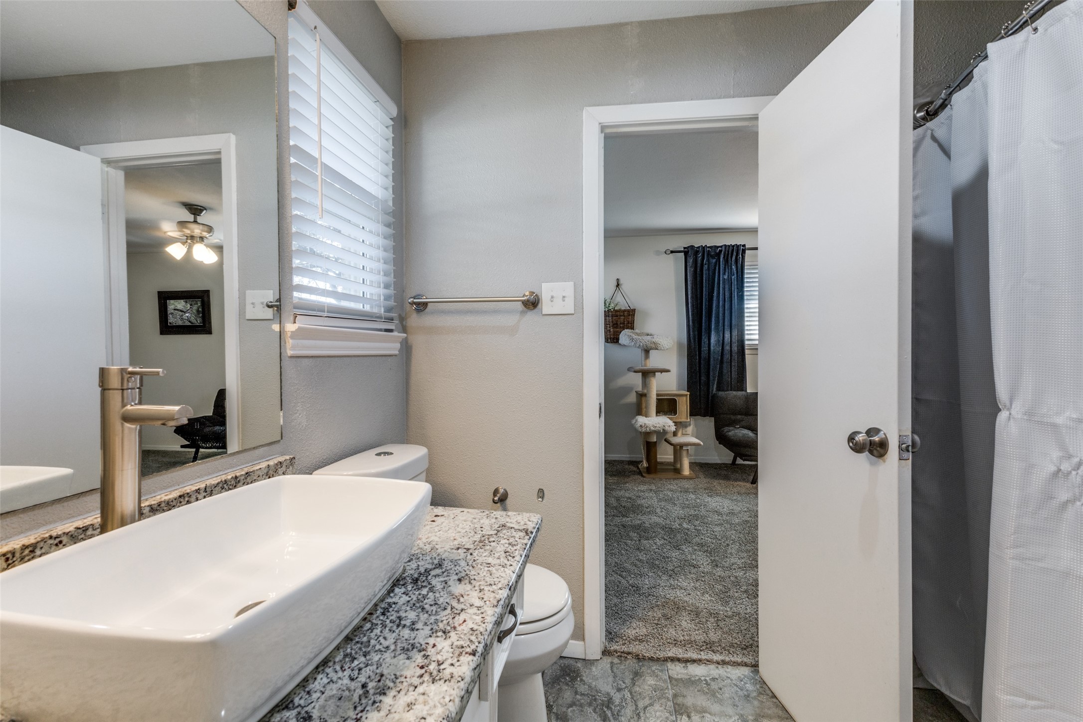 5131 Menefee Drive Dallas TX 75227