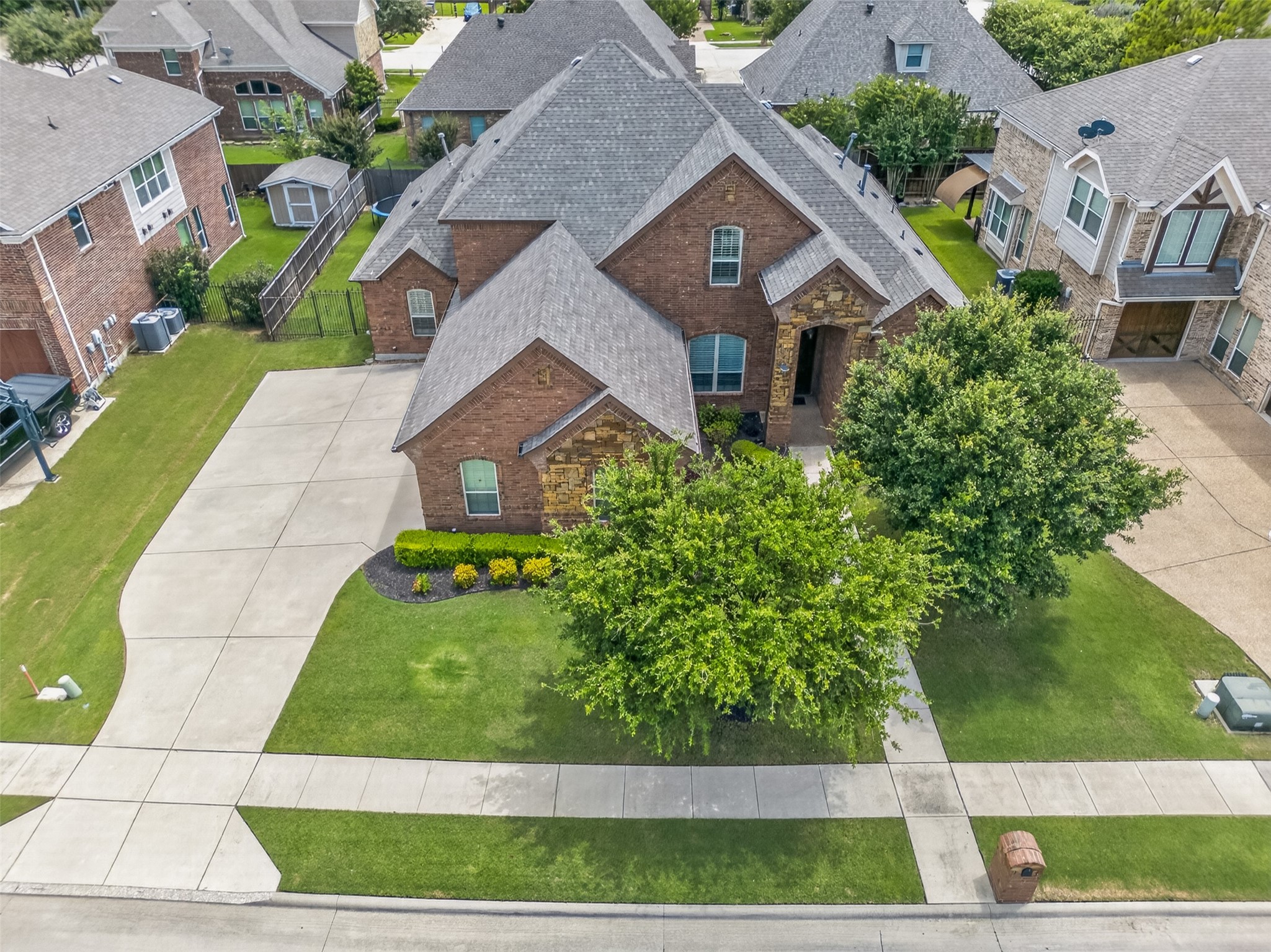 7112 Chimney Creek Drive North Richland Hills TX 76182