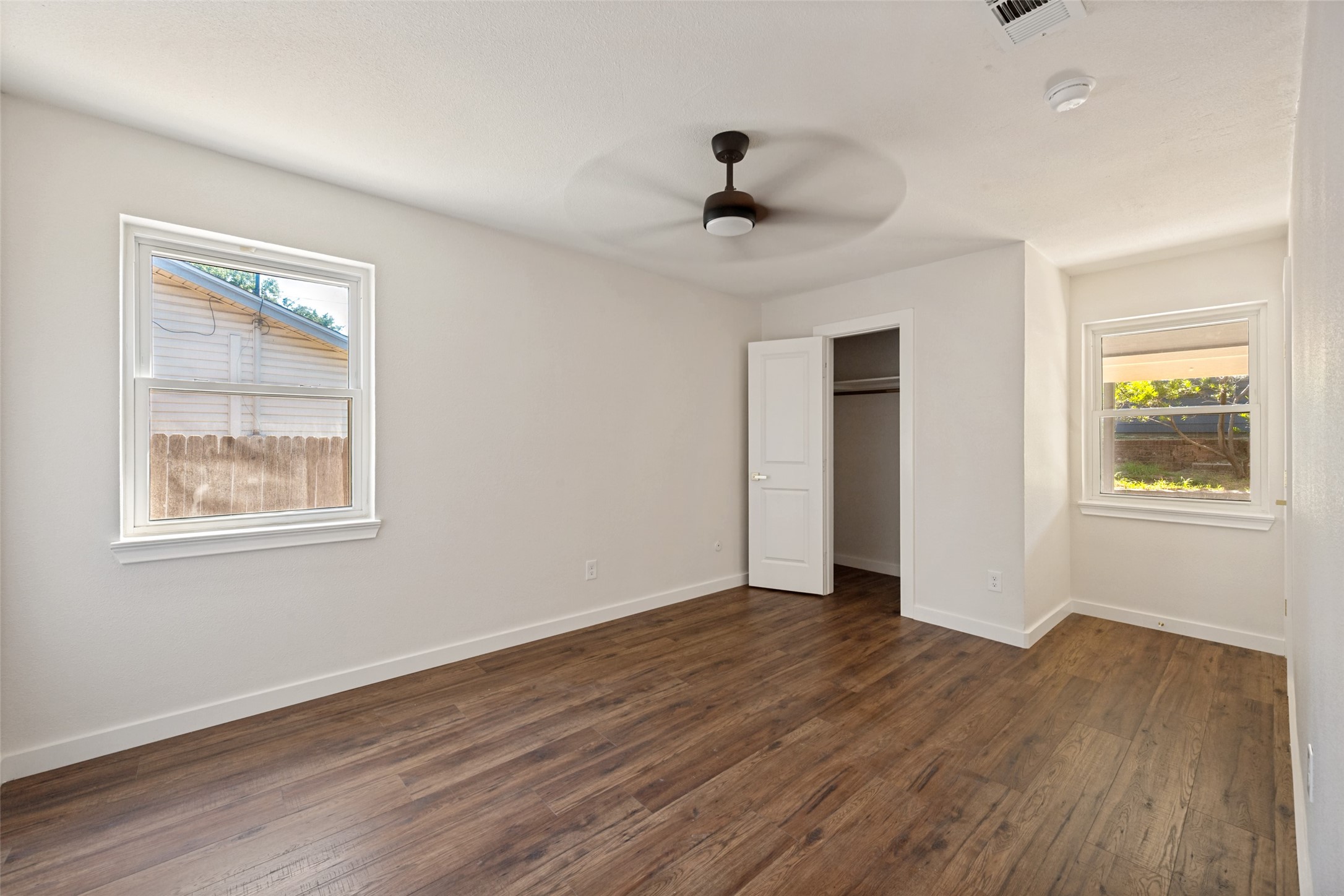 321 Holder Drive Hurst TX 76053