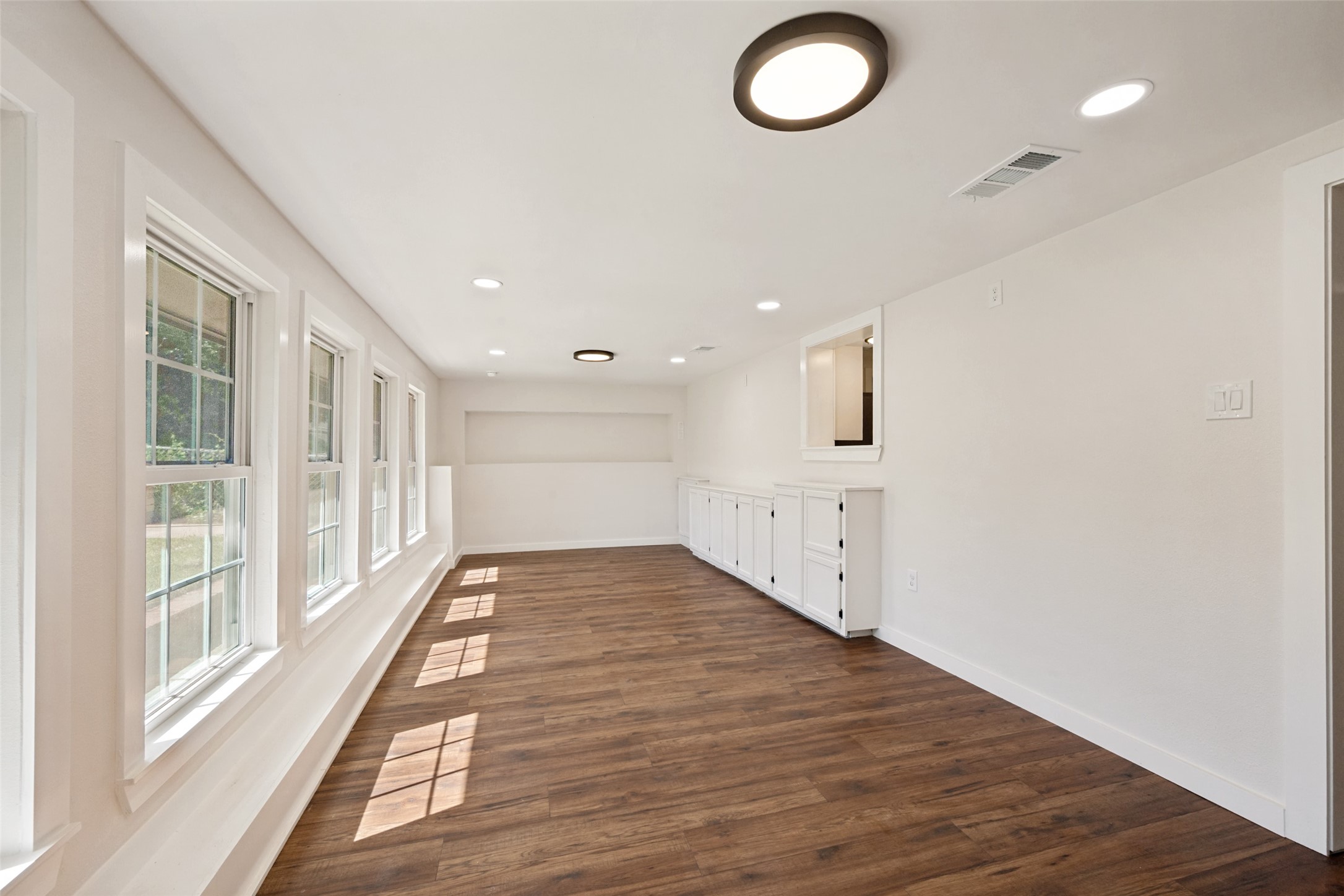 321 Holder Drive Hurst TX 76053