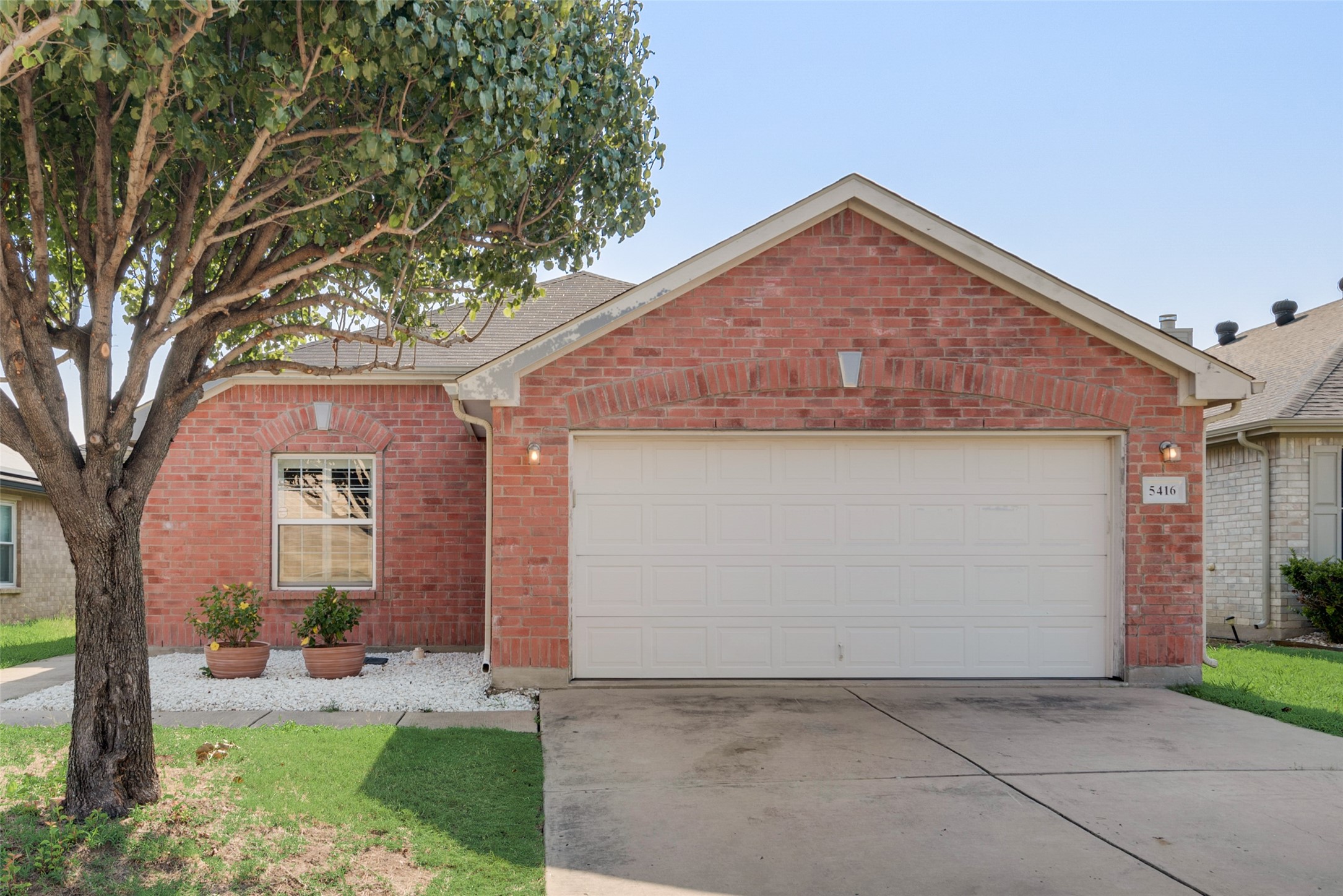 5416 Cameron Drive Grand Prairie TX 75052